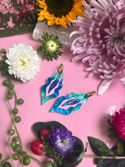 Blue shiny with rose